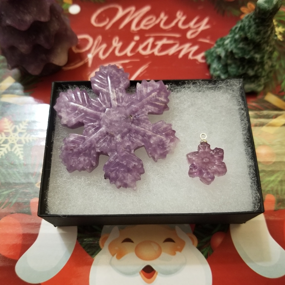 Christmas set 1 lepidolite snowflake carving 1 snowflake fluorite mini pendant